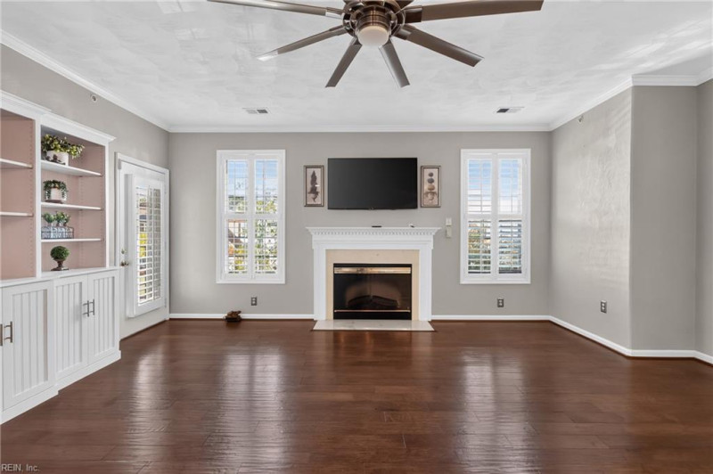 Photo 7 of 50 residential for sale in Virginia Beach virginia