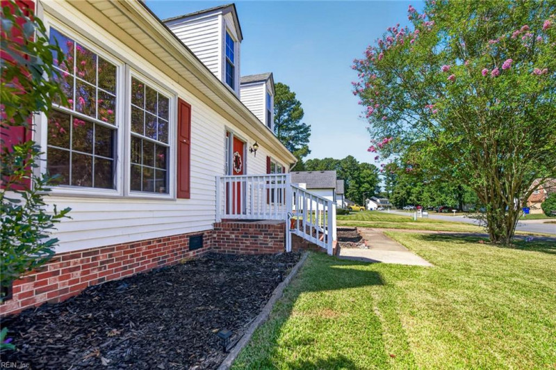 Photo 11 of 49 residential for sale in Suffolk virginia Photo 11 of 49 residential for sale in Suffolk virginia