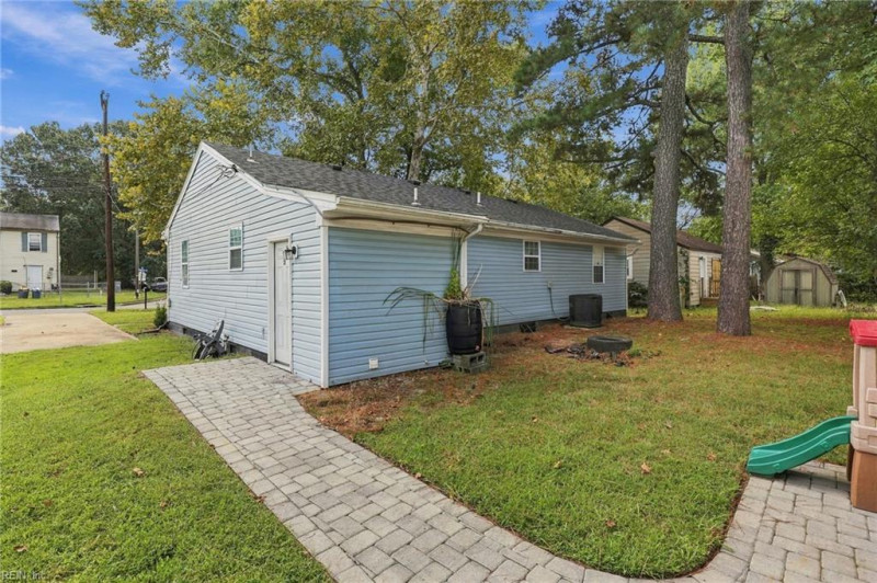 Photo 31 of 35 residential for sale in Chesapeake virginia Photo 31 of 35 residential for sale in Chesapeake virginia