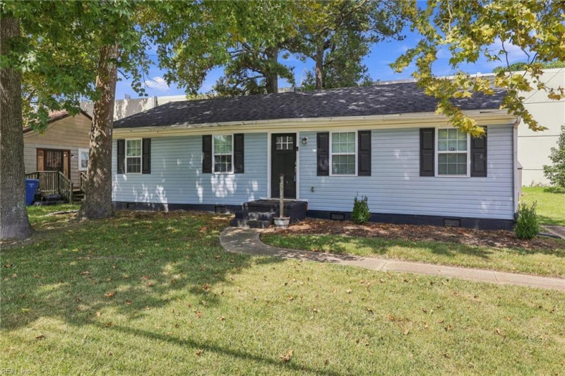 Photo 5 of 35 residential for sale in Chesapeake virginia Photo 5 of 35 residential for sale in Chesapeake virginia