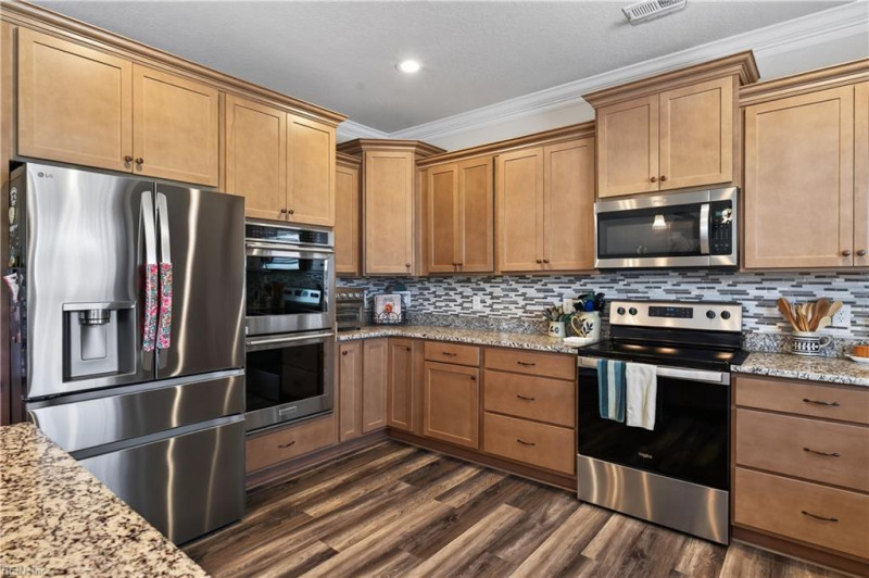 Photo 14 of 50 residential for sale in Suffolk virginia