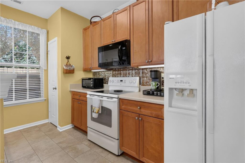 Photo 15 of 38 residential for sale in Chesapeake virginia Photo 15 of 38 residential for sale in Chesapeake virginia