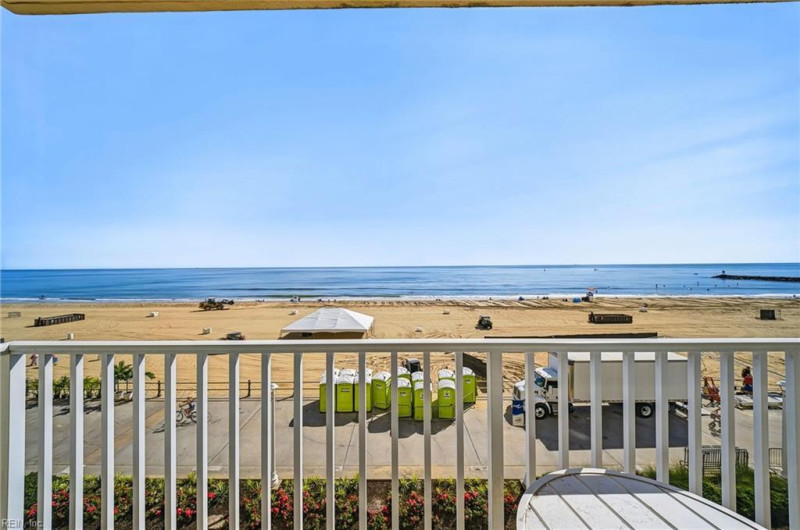 Photo 29 of 50 residential for sale in Virginia Beach virginia