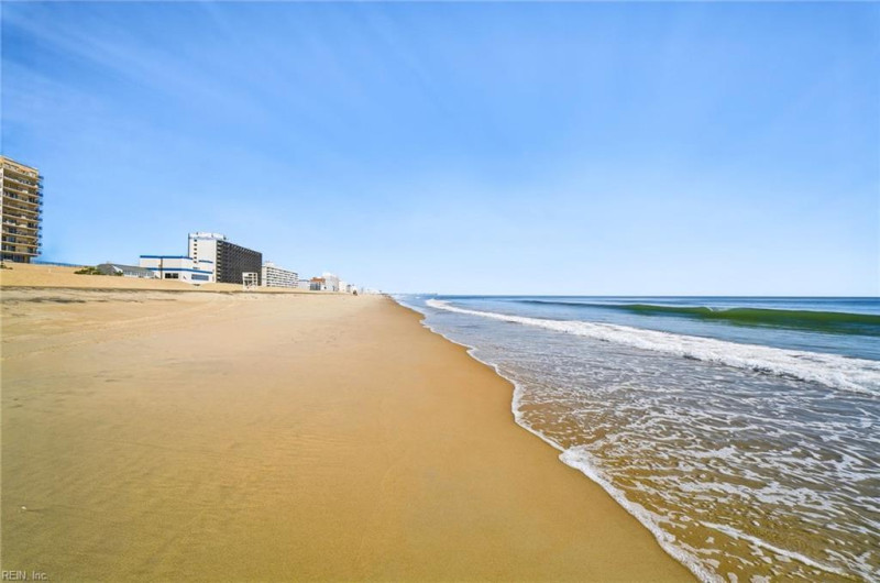 Photo 32 of 50 residential for sale in Virginia Beach virginia