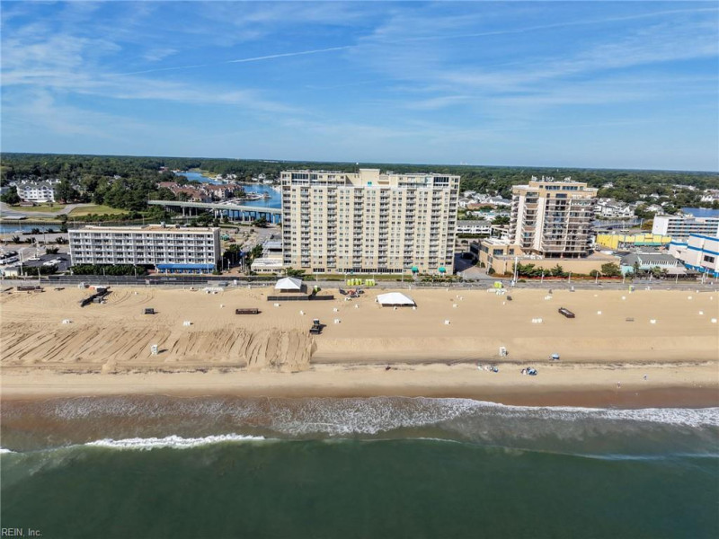 Photo 34 of 50 residential for sale in Virginia Beach virginia