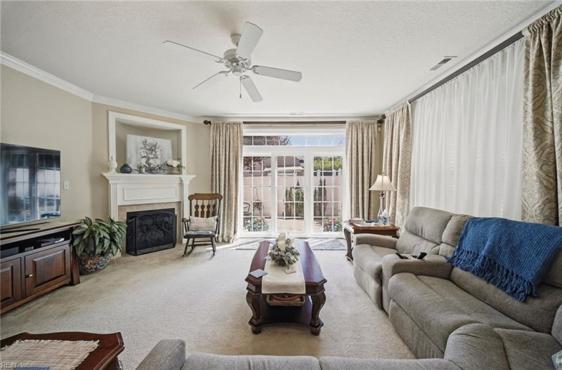 Photo 8 of 49 residential for sale in Virginia Beach virginia