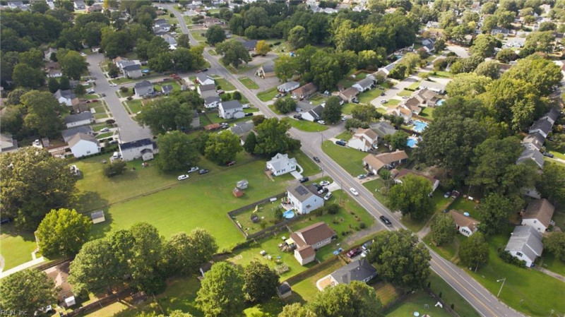 Photo 31 of 34 residential for sale in Chesapeake virginia Photo 31 of 34 residential for sale in Chesapeake virginia