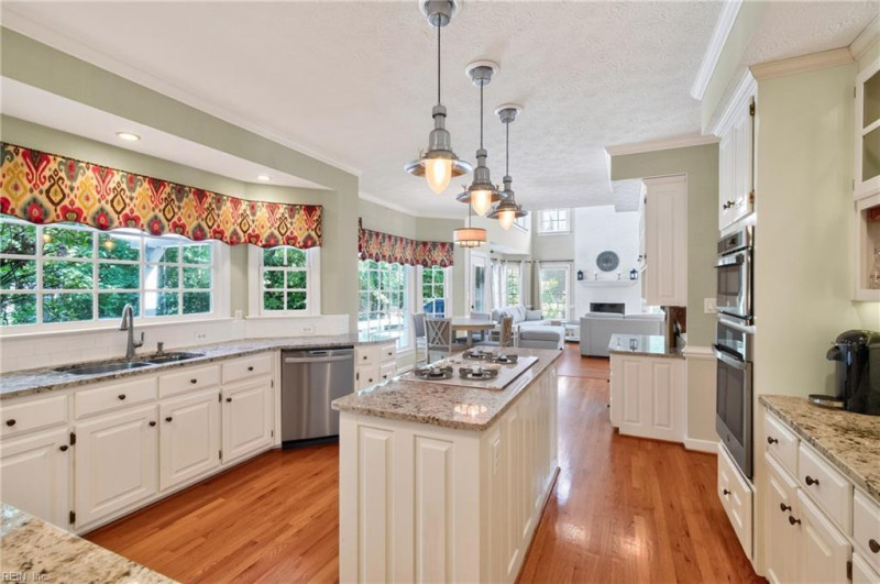 Photo 11 of 40 residential for sale in Isle of Wight County virginia