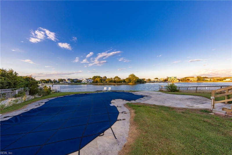 Photo 26 of 48 residential for sale in Virginia Beach virginia