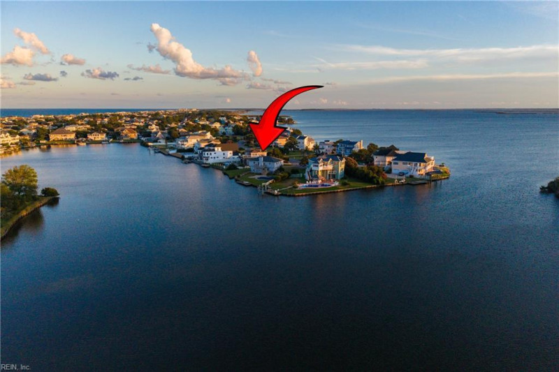 Photo 3 of 48 residential for sale in Virginia Beach virginia