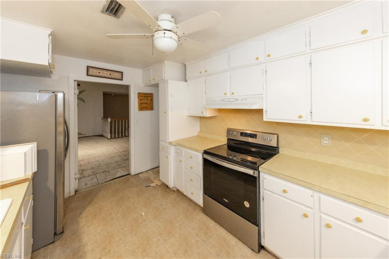 Photo 37 of 48 residential for sale in Virginia Beach virginia