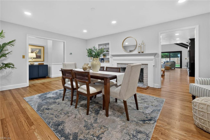 Photo 20 of 48 residential for sale in Virginia Beach virginia