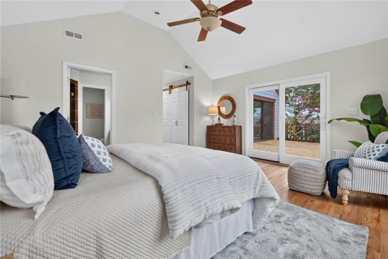 Photo 23 of 48 residential for sale in Virginia Beach virginia