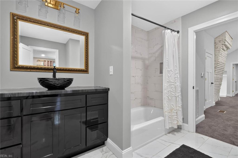 Photo 33 of 48 residential for sale in Virginia Beach virginia