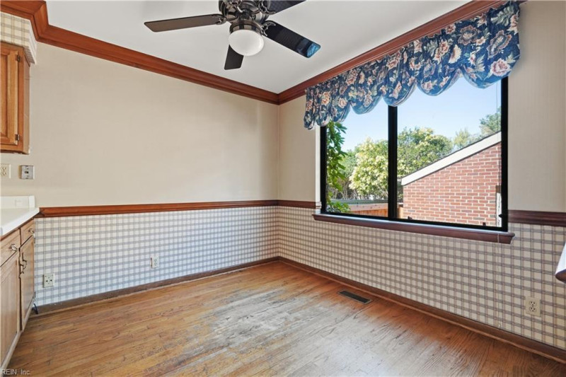 Photo 17 of 35 residential for sale in Norfolk virginia Photo 17 of 35 residential for sale in Norfolk virginia