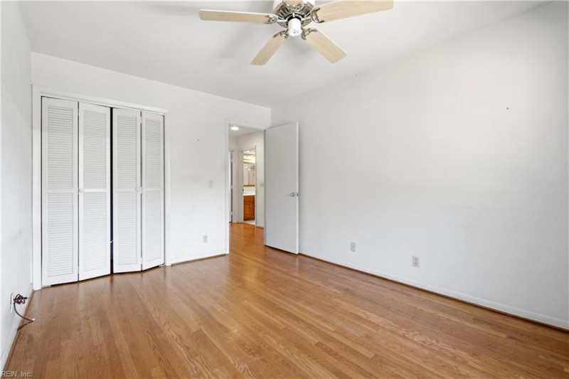 Photo 28 of 35 residential for sale in Norfolk virginia Photo 28 of 35 residential for sale in Norfolk virginia