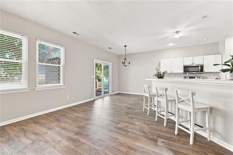 Photo 10 of 25 residential for sale in Virginia Beach virginia
