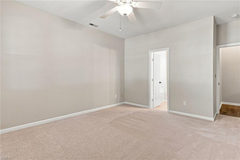 Photo 11 of 25 residential for sale in Virginia Beach virginia