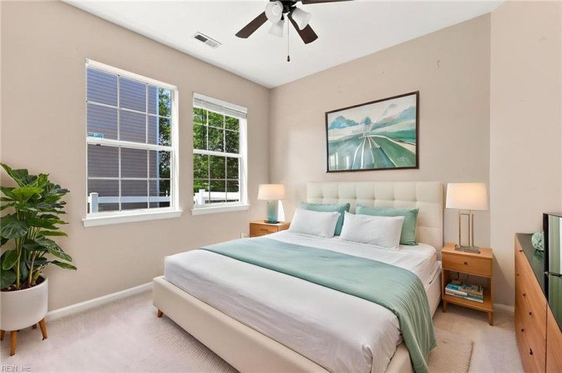 Photo 18 of 25 residential for sale in Virginia Beach virginia