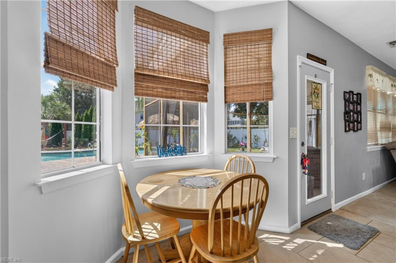 Photo 13 of 39 residential for sale in Chesapeake virginia