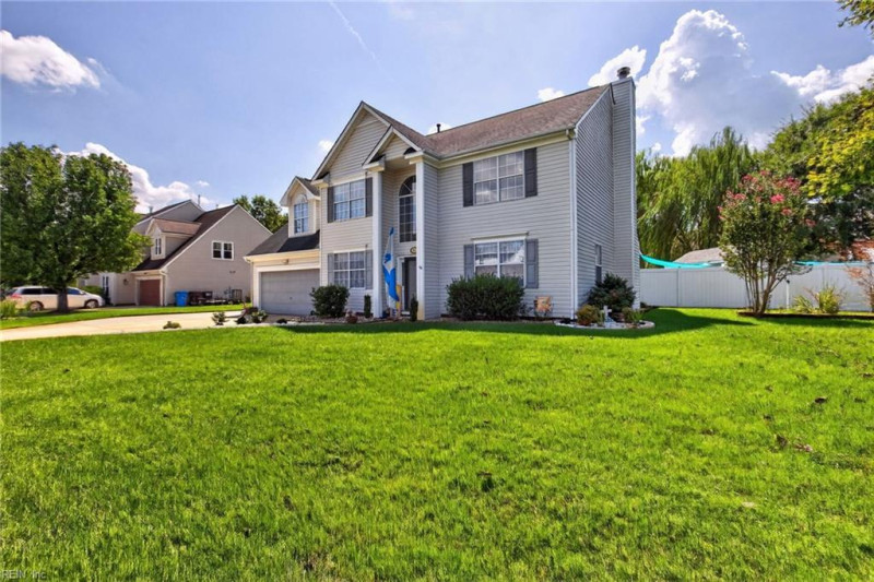 Photo 2 of 39 residential for sale in Chesapeake virginia