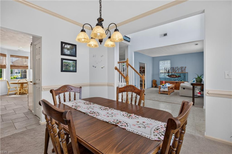 Photo 4 of 39 residential for sale in Chesapeake virginia
