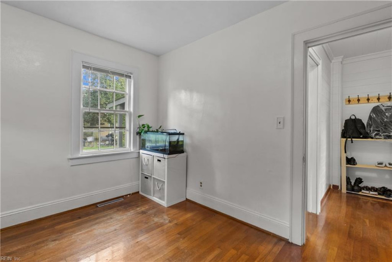 Photo 22 of 40 residential for sale in Norfolk virginia Photo 22 of 40 residential for sale in Norfolk virginia