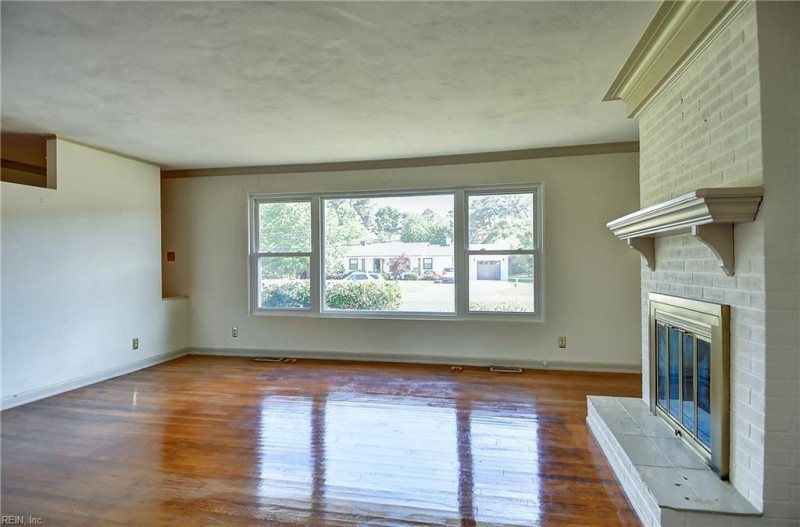 Photo 7 of 37 residential for sale in Virginia Beach virginia Photo 7 of 37 residential for sale in Virginia Beach virginia