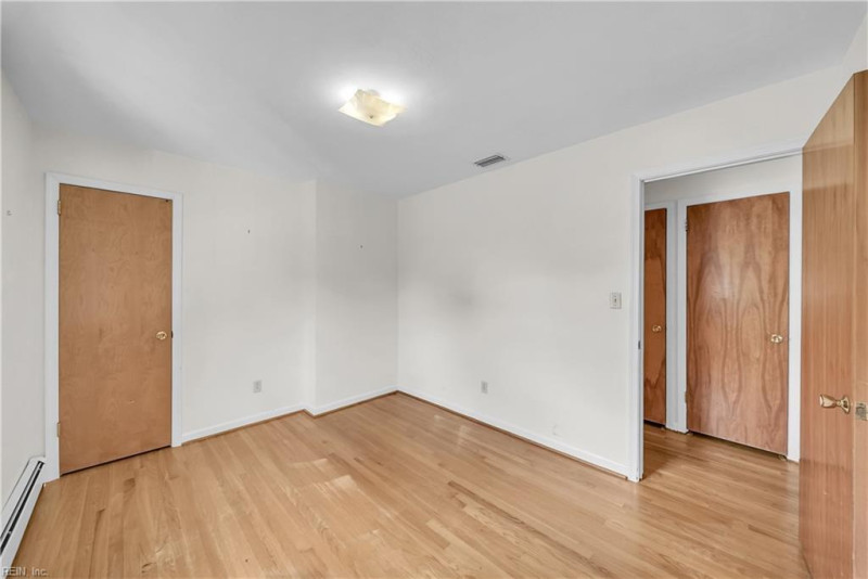 Photo 22 of 50 residential for sale in Chesapeake virginia