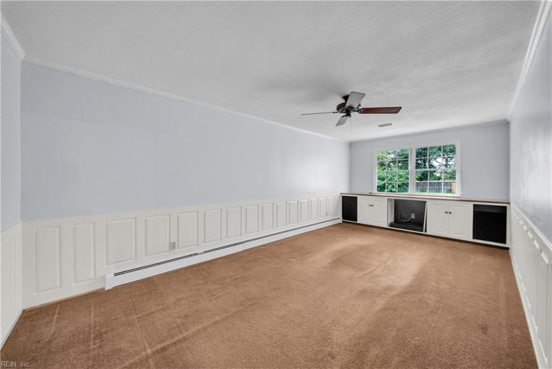 Photo 33 of 50 residential for sale in Chesapeake virginia