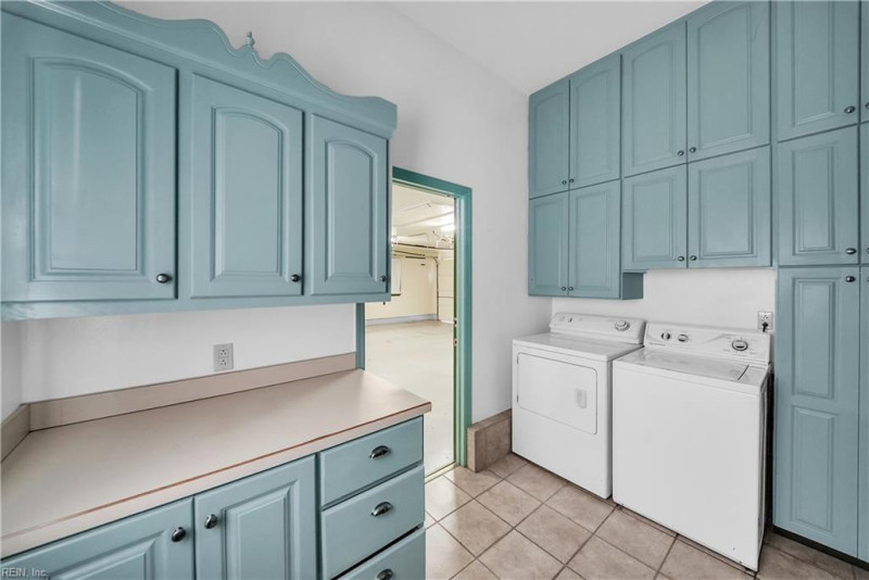 Photo 37 of 50 residential for sale in Chesapeake virginia