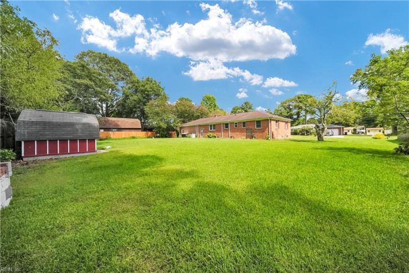 Photo 40 of 50 residential for sale in Chesapeake virginia