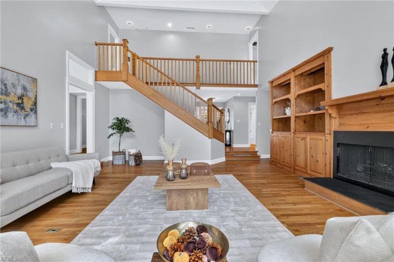 Photo 10 of 49 residential for sale in Virginia Beach virginia