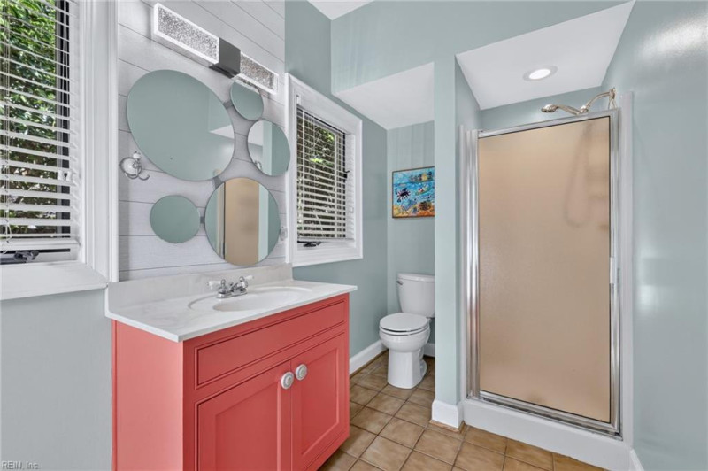 Photo 12 of 49 residential for sale in Virginia Beach virginia