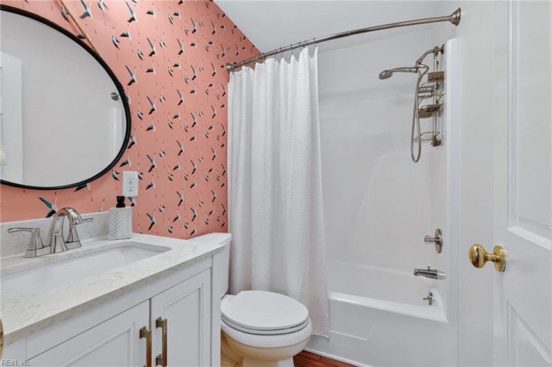 Photo 17 of 49 residential for sale in Virginia Beach virginia