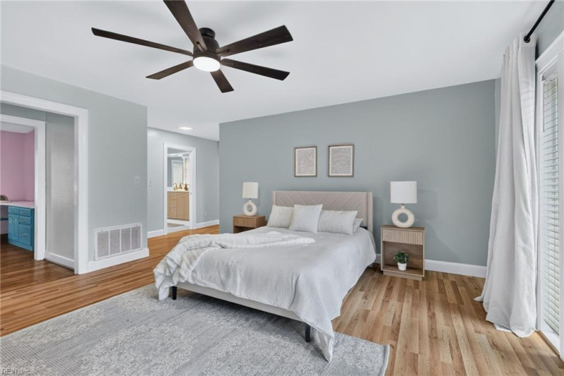 Photo 19 of 49 residential for sale in Virginia Beach virginia