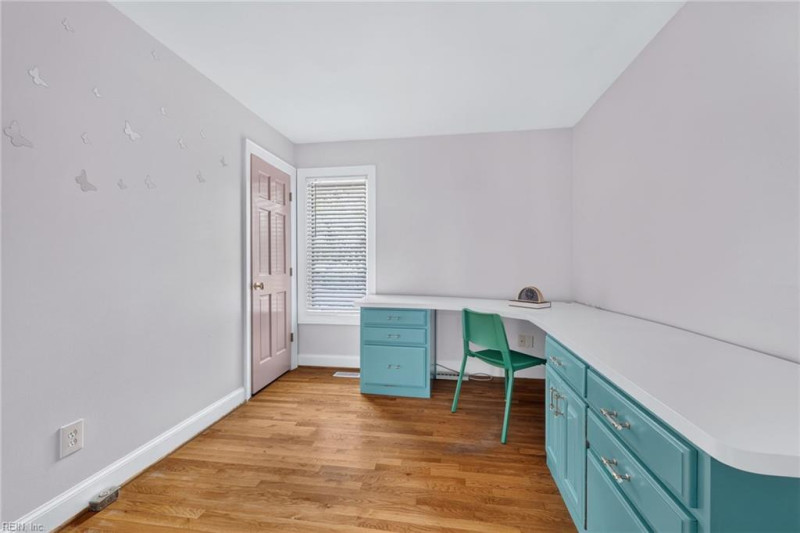 Photo 21 of 49 residential for sale in Virginia Beach virginia