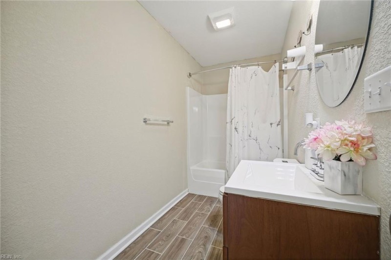 Photo 21 of 35 residential for sale in Portsmouth virginia Photo 21 of 35 residential for sale in Portsmouth virginia