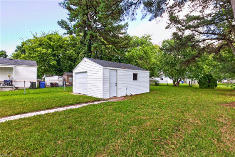 Photo 21 of 26 residential for sale in Portsmouth virginia