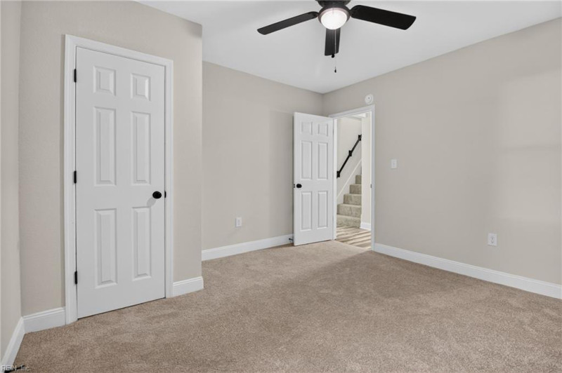 Photo 18 of 50 residential for sale in Portsmouth virginia
