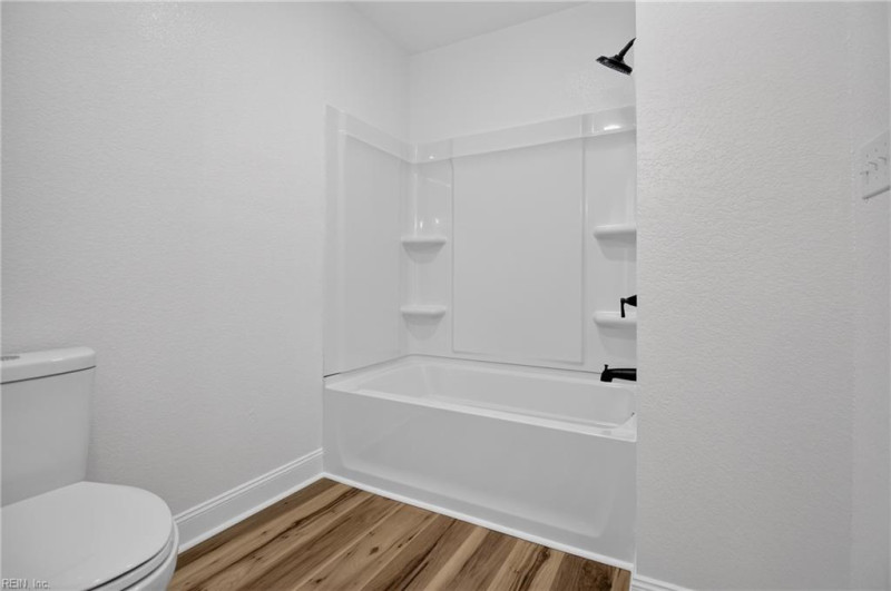 Photo 22 of 50 residential for sale in Portsmouth virginia