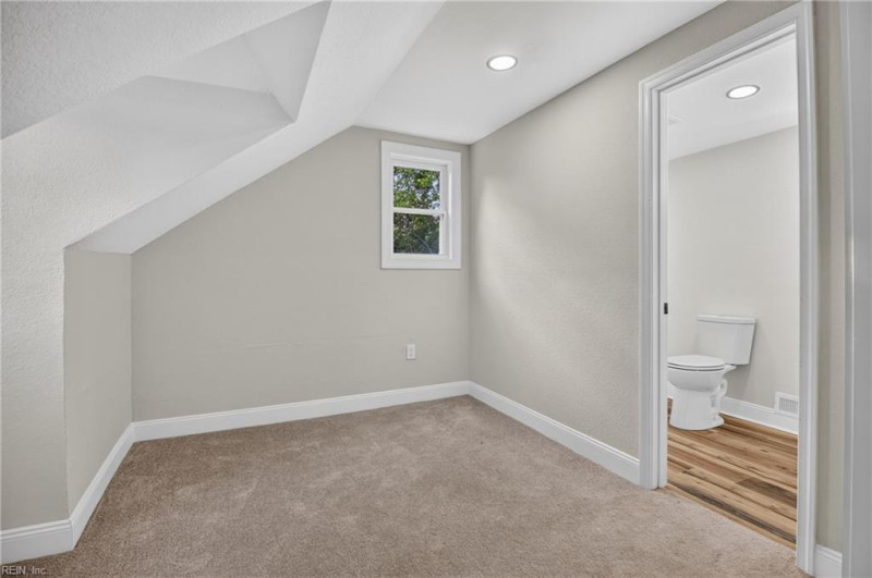 Photo 34 of 50 residential for sale in Portsmouth virginia