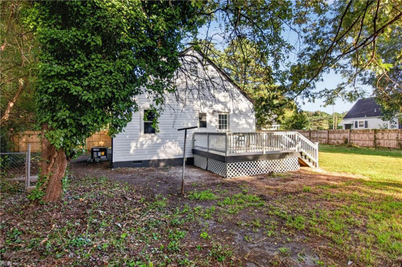 Photo 41 of 50 residential for sale in Portsmouth virginia