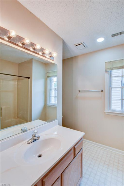 Photo 25 of 34 residential for sale in Newport News virginia Photo 25 of 34 residential for sale in Newport News virginia