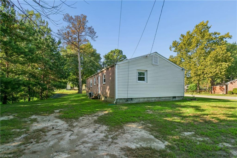 Photo 36 of 43 residential for sale in Newport News virginia Photo 36 of 43 residential for sale in Newport News virginia