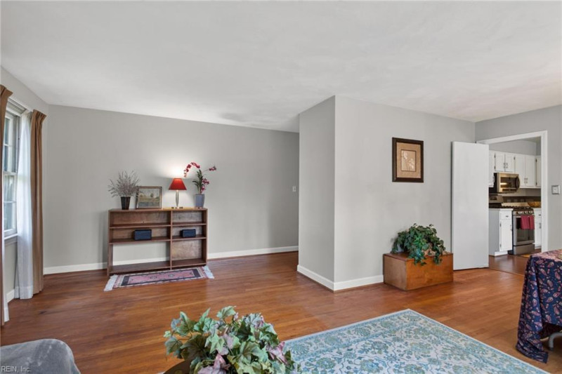 Photo 14 of 39 residential for sale in Portsmouth virginia