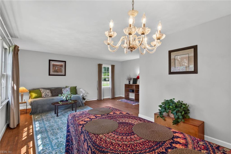 Photo 15 of 39 residential for sale in Portsmouth virginia