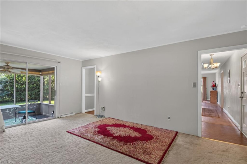 Photo 6 of 39 residential for sale in Portsmouth virginia
