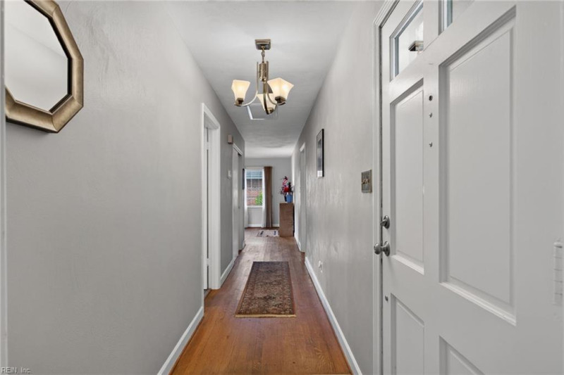 Photo 9 of 39 residential for sale in Portsmouth virginia