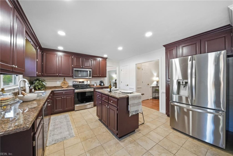Photo 11 of 47 residential for sale in Chesapeake virginia Photo 11 of 47 residential for sale in Chesapeake virginia